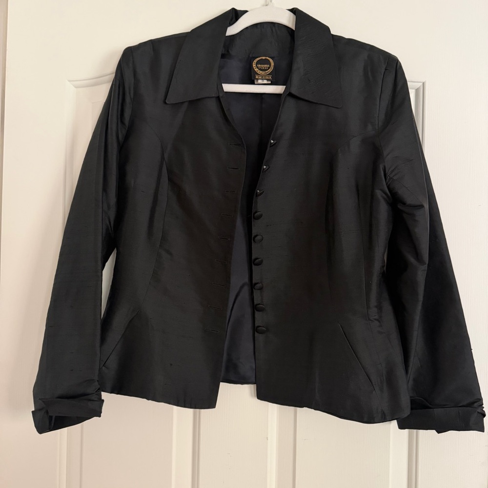 100% silk Gigi Clark black blazer